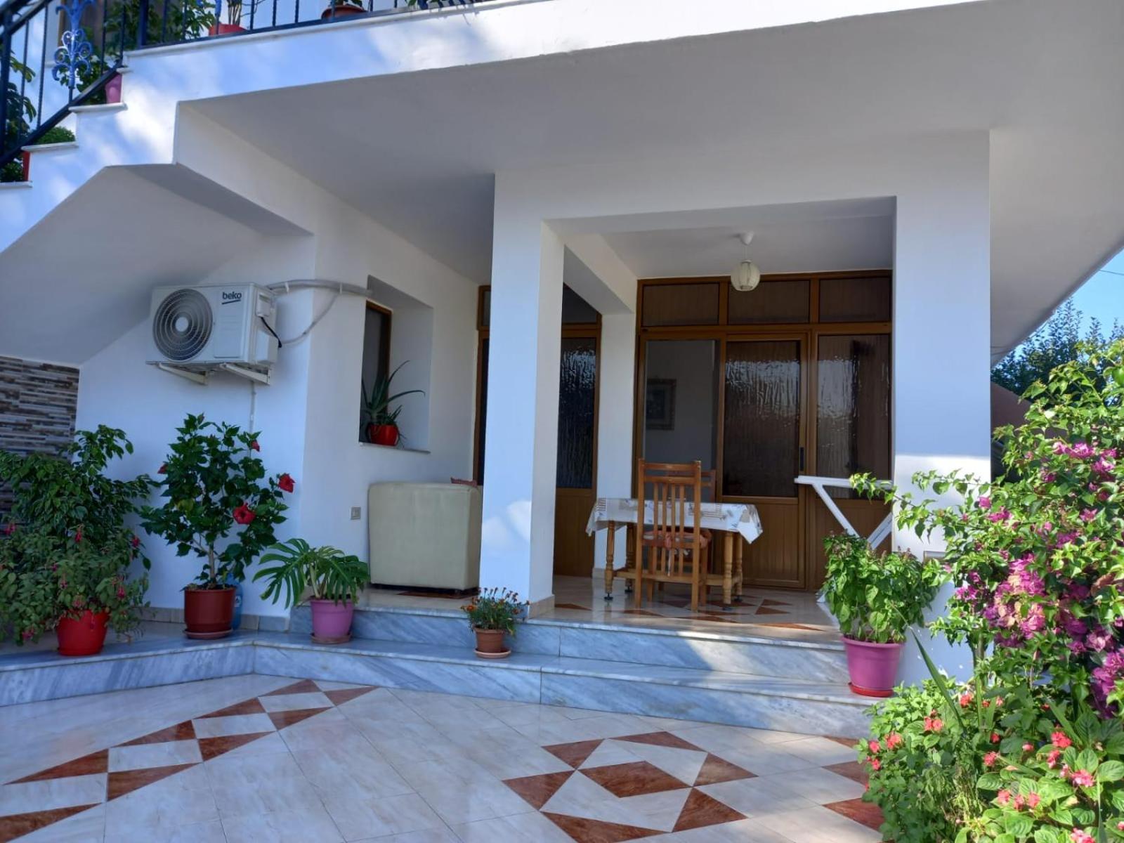 Sea View Apartments Avlonya Dış mekan fotoğraf
